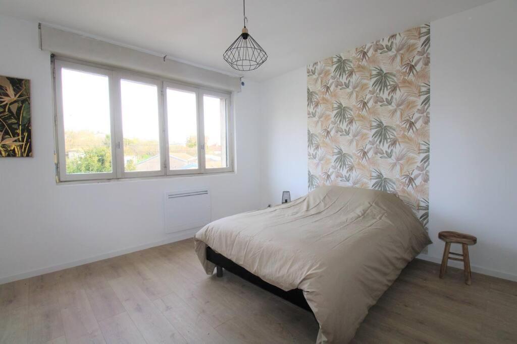 Joli Appartement Au Calme Lay-Saint-Christophe エクステリア 写真