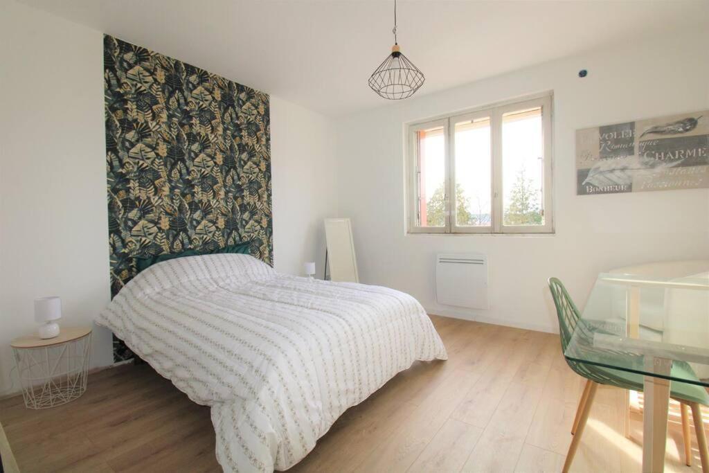 Joli Appartement Au Calme Lay-Saint-Christophe エクステリア 写真